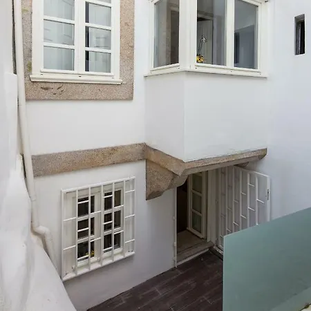 Virtudes Lofts Апартаменты Порту